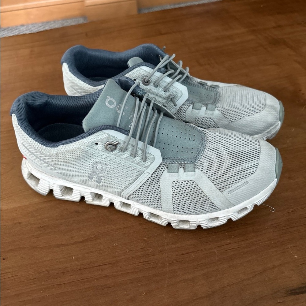 on cloud 5 sneakers
